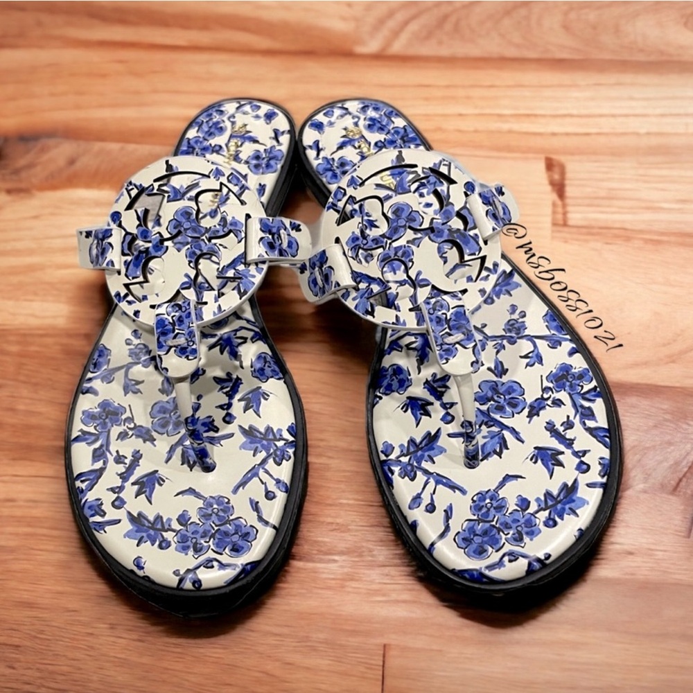 BRAND NEW Tory Burch Miller White/Blue Floral Flat Sandals Sz 8.5